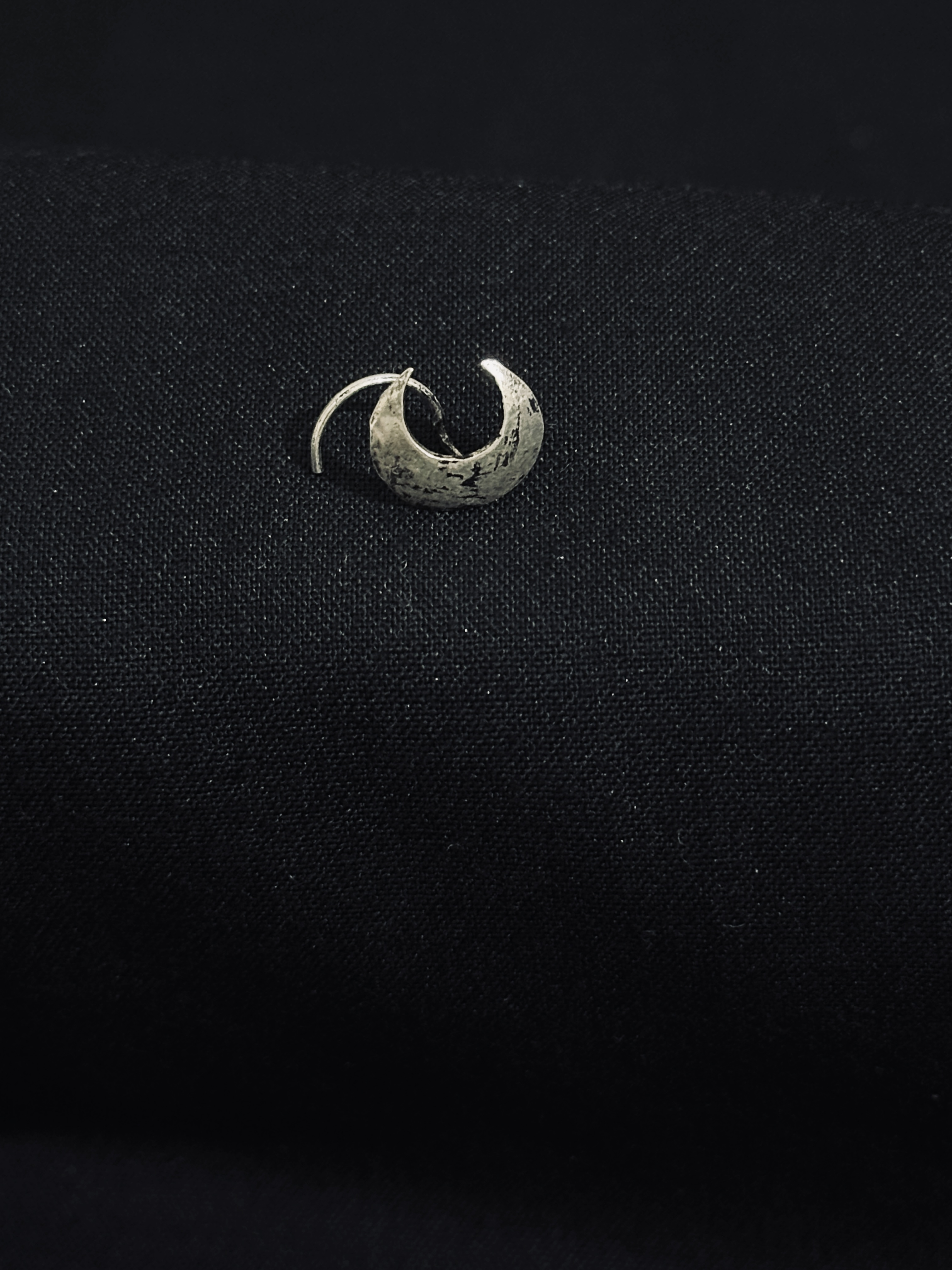925 Sterling Silver Antique Moon Nose Pin
